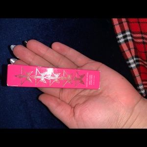 Jefree star lipstick